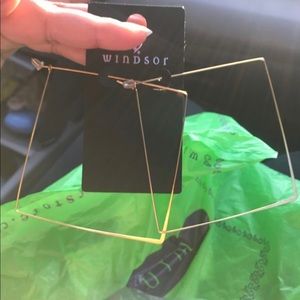 BRAND NEW!! Windsor earrings!